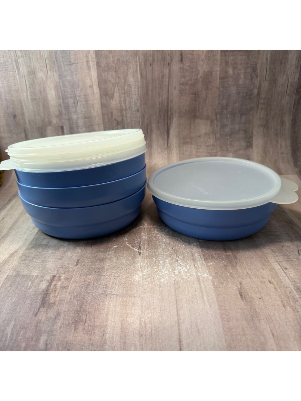 Set of 4 Tupperware Bowls w/ Lids 2415B-4 Blue w/ White Lids Cereal Bowl 6"